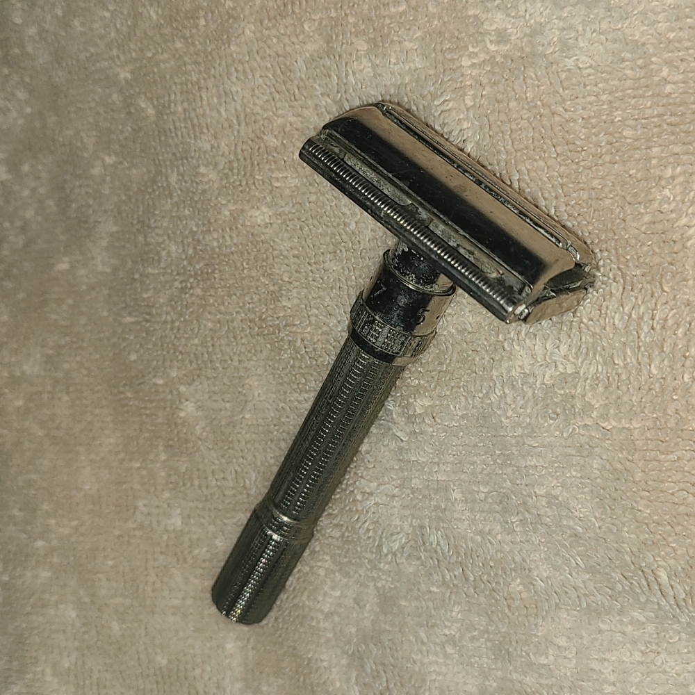 Vintage Gillette Adjustable Safety Razor